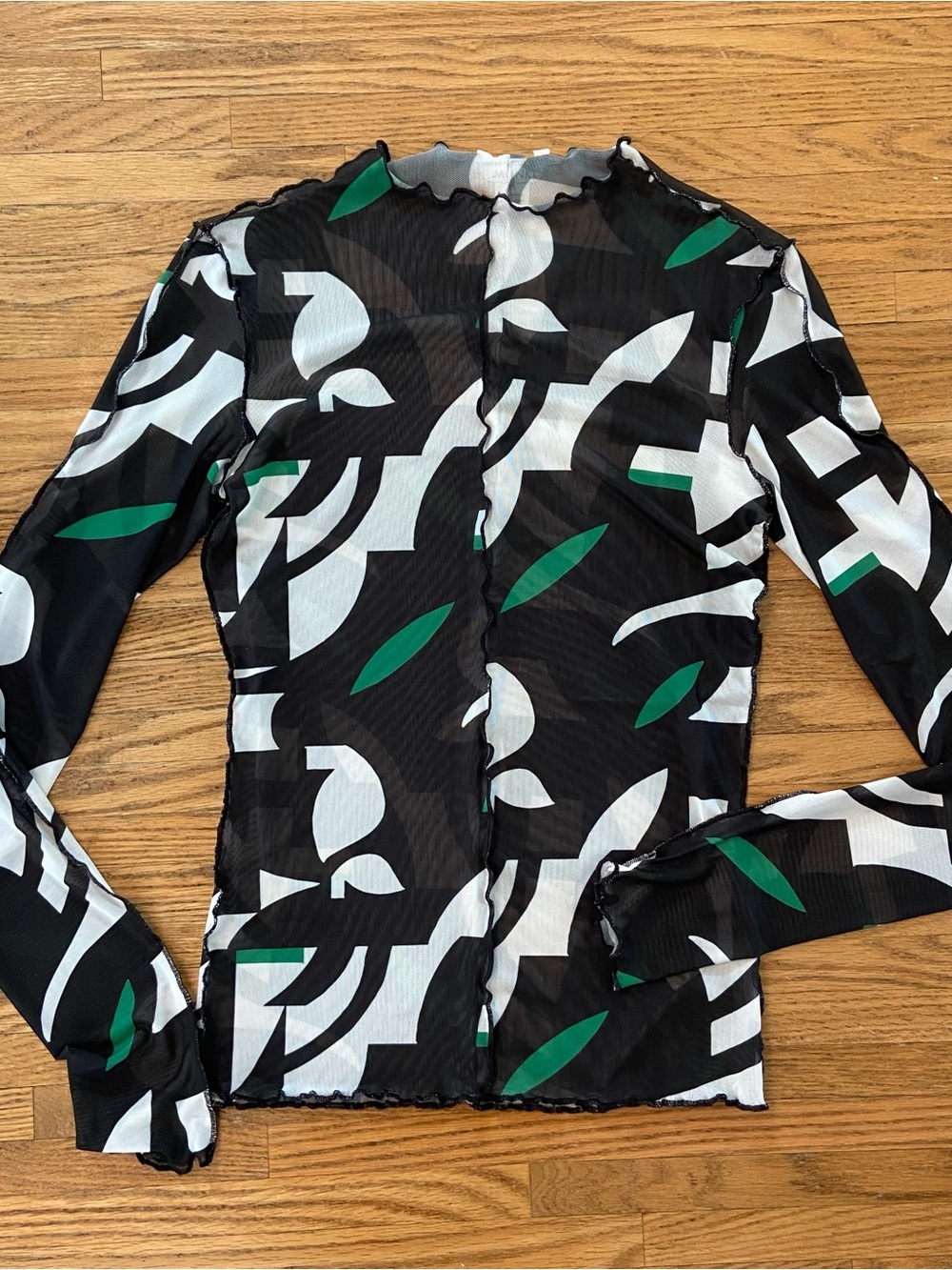 Monki Abstract Print Mesh Long Sleeve Shirt Women’s Size XS-S - Picture 6 of 10